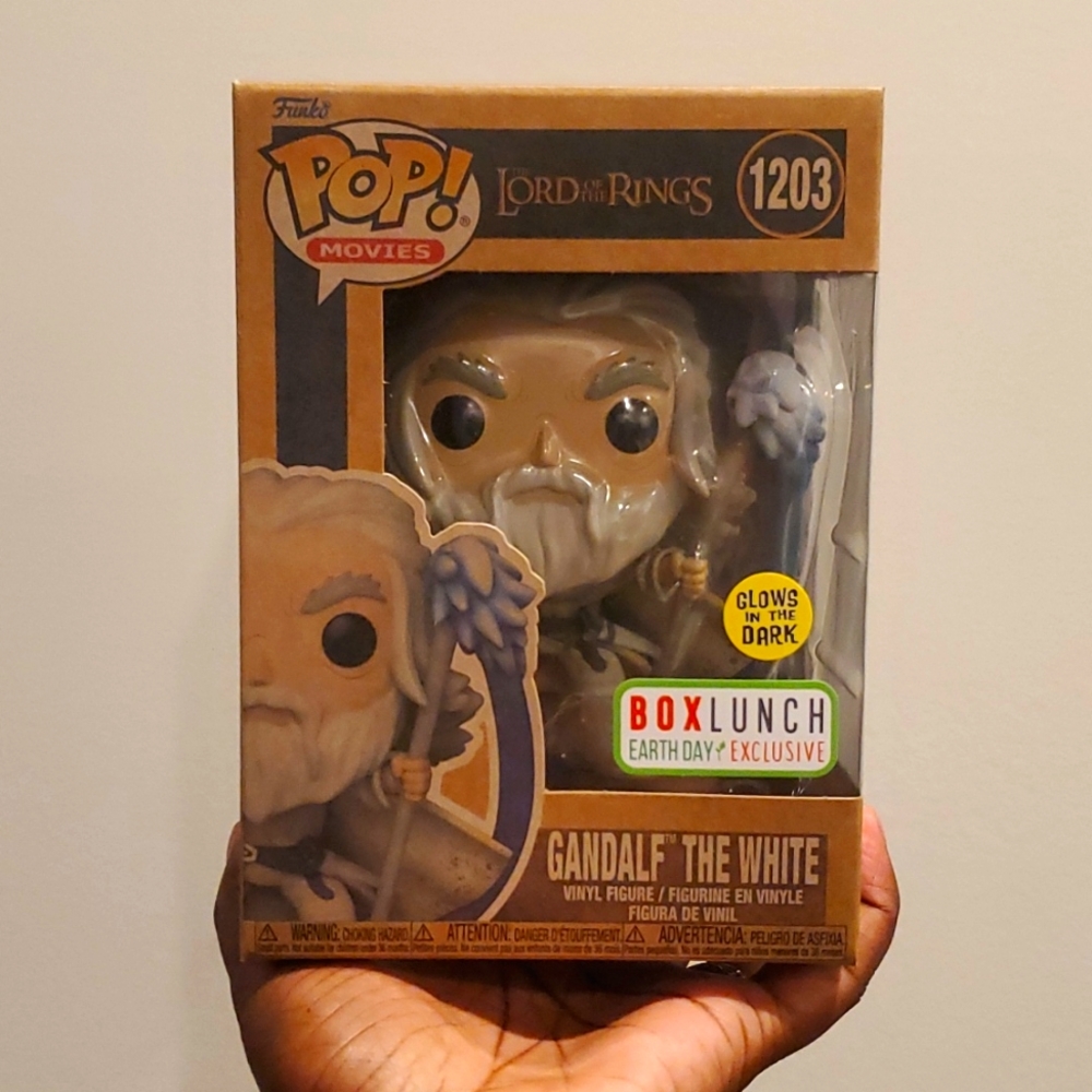 The Lord of the Rings GANDALF The WHITE Glow in the Dark Funko Pop #1203…